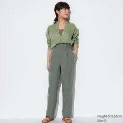 Hosen, Leggings & Jogginghosen*UNIQLO Airsense Bundfaltenhose (Kurz)