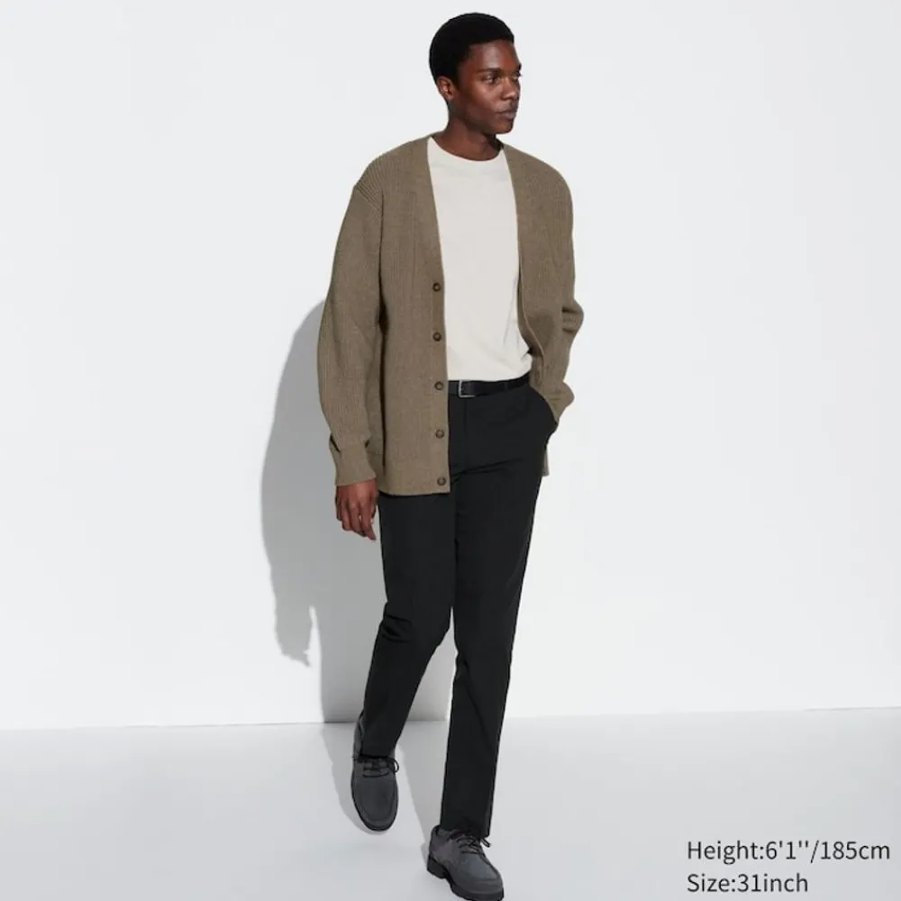 Hosen, Chinos & Jogginghosen*UNIQLO Airsense Hose (Baumwolloptik)