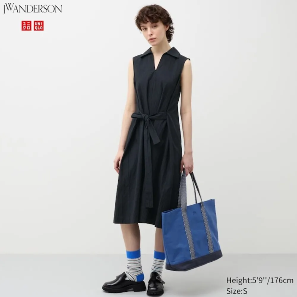 Kleider, Jumpsuits & Overalls*UNIQLO Armelloses Seersucker Kleid Mit Gurtel