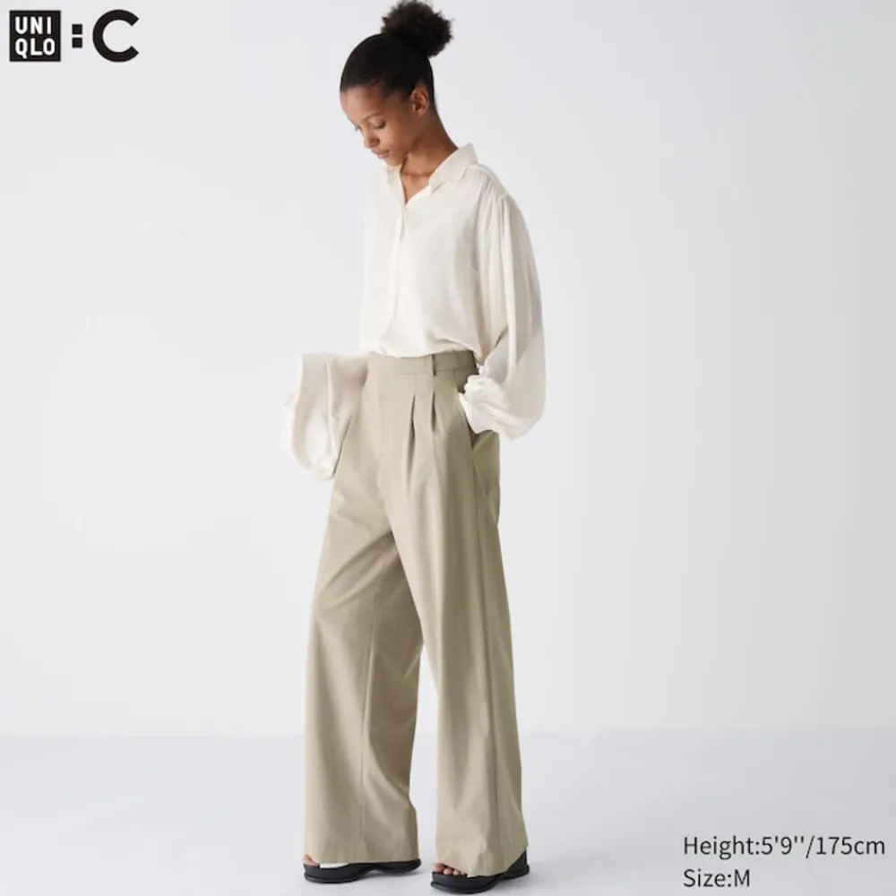 Hosen, Leggings & Jogginghosen*UNIQLO Bundfaltenhose (Wide Fit)