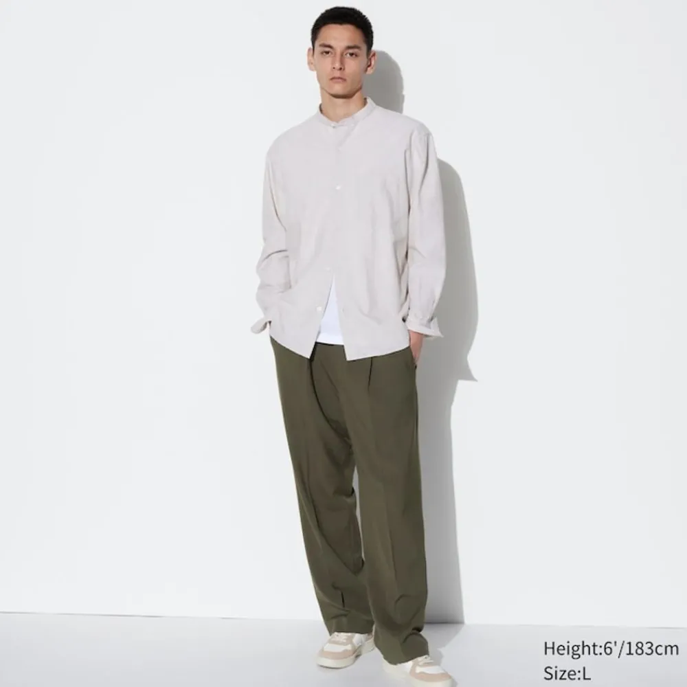 Hosen, Chinos & Jogginghosen*UNIQLO Bundfaltenhose (Wide Fit)