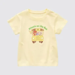 T-Shirts & Oberteile*UNIQLO Cocomelon Ut Bedrucktes T-Shirt Cremefarbig