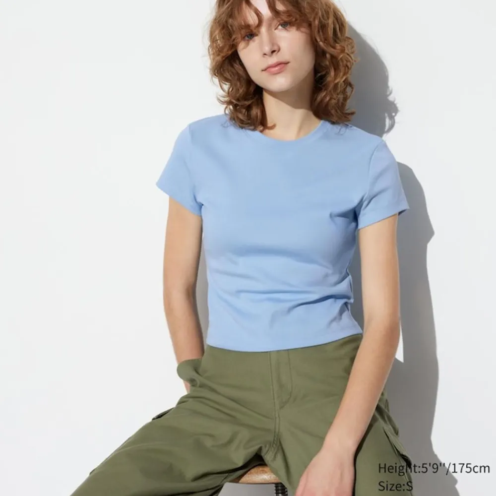 T-Shirts & Oberteile*UNIQLO Cropped T-Shirt
