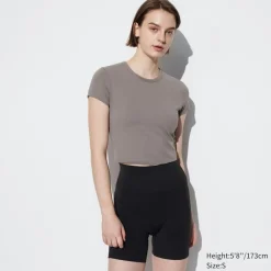 T-Shirts & Oberteile*UNIQLO Cropped Ultra Stretch Airism T-Shirt