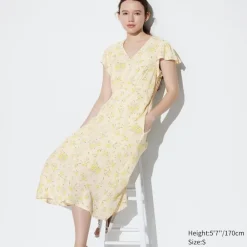 Kleider, Jumpsuits & Overalls*UNIQLO Gemustertes Kurzarm Kleid Mit V-Ausschnitt