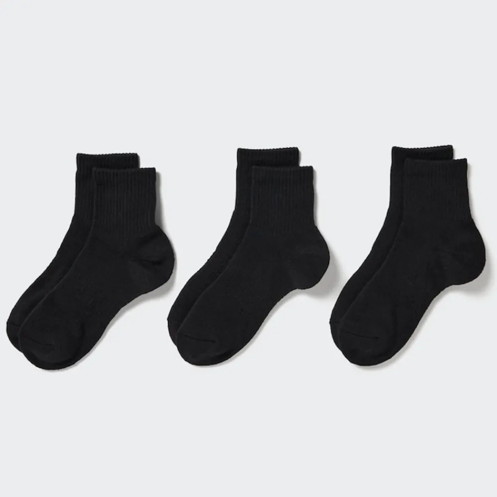 Socken, Strumpfhosen & Leggings*UNIQLO Gerippte Gefutterte Socken (3 Paar) Schwarz