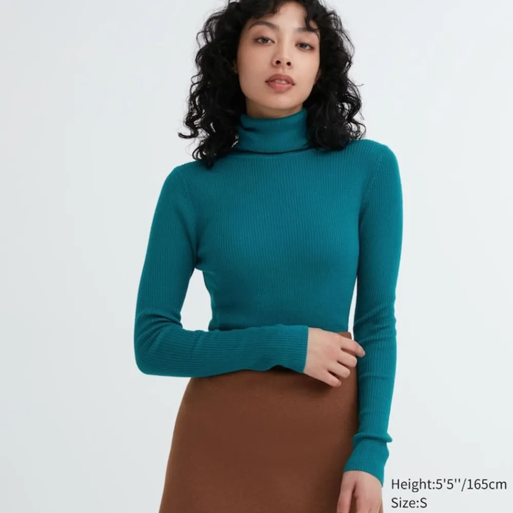 Pullover & Strickjacken*UNIQLO Gerippter 100 % Extra Feine Merinowolle Rollkragenpullover