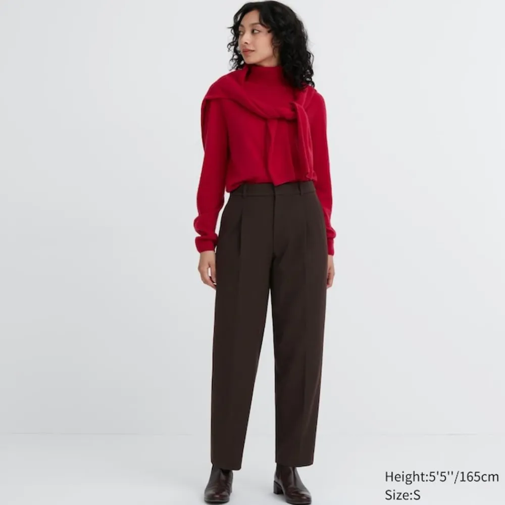 Hosen, Leggings & Jogginghosen*UNIQLO Heattech Thermo Bundfaltenhose (Tapered Fit)