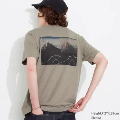 T-Shirts & Oberteile*UNIQLO Hokusai Remixed Ut Bedrucktes T-Shirt Beige
