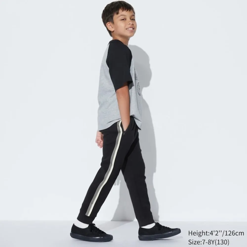 Hosen, Jogginghosen & Leggings*UNIQLO Kinder Sanfte Ultra Stretch Dry Jogginghose Schwarz