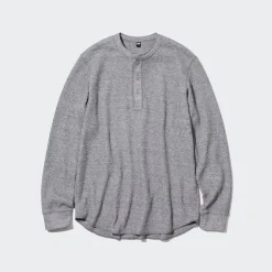T-Shirts & Oberteile*UNIQLO Langarmshirt In Waffeloptik Mit Henley-Kragen