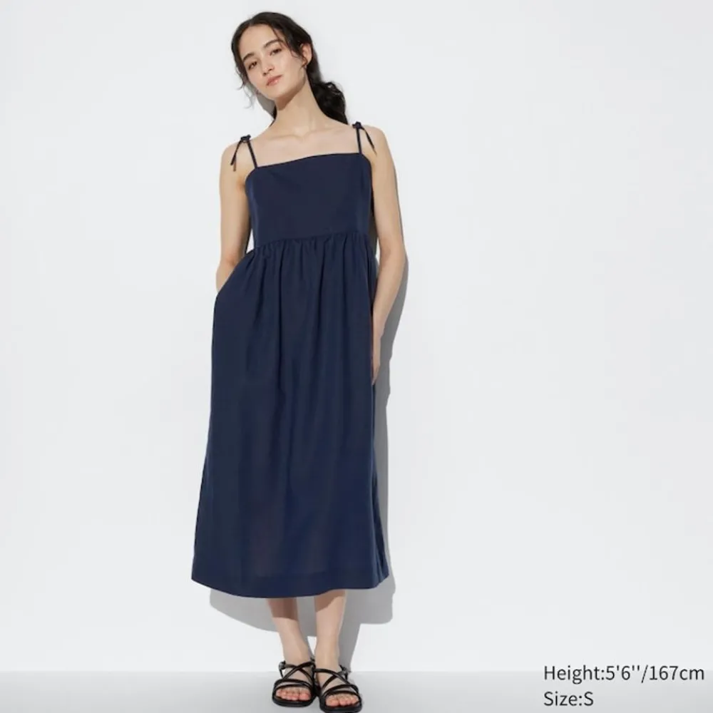 Kleider, Jumpsuits & Overalls*UNIQLO Leinenmix Tragerkleid