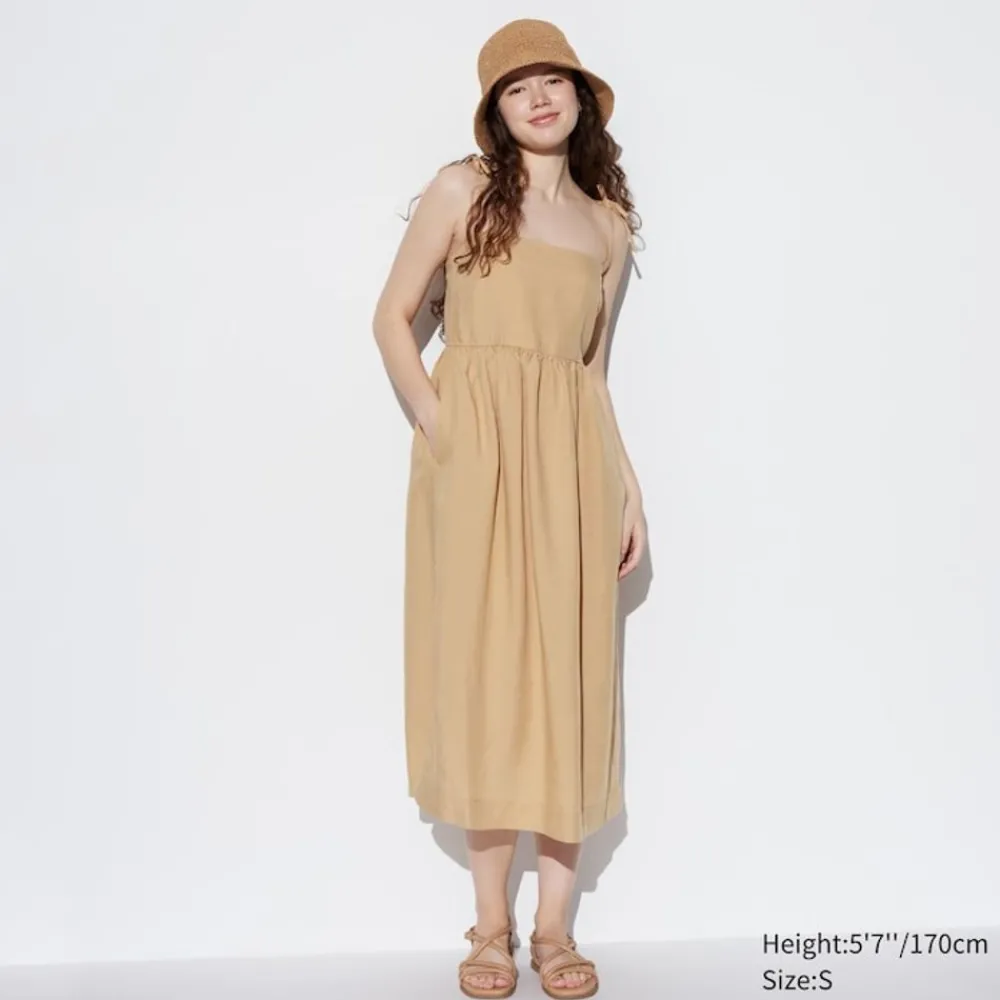 Kleider, Jumpsuits & Overalls*UNIQLO Leinenmix Tragerkleid