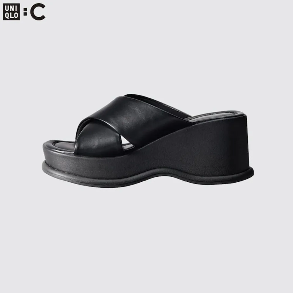 Accessoires & Taschen*UNIQLO Plateausandalen