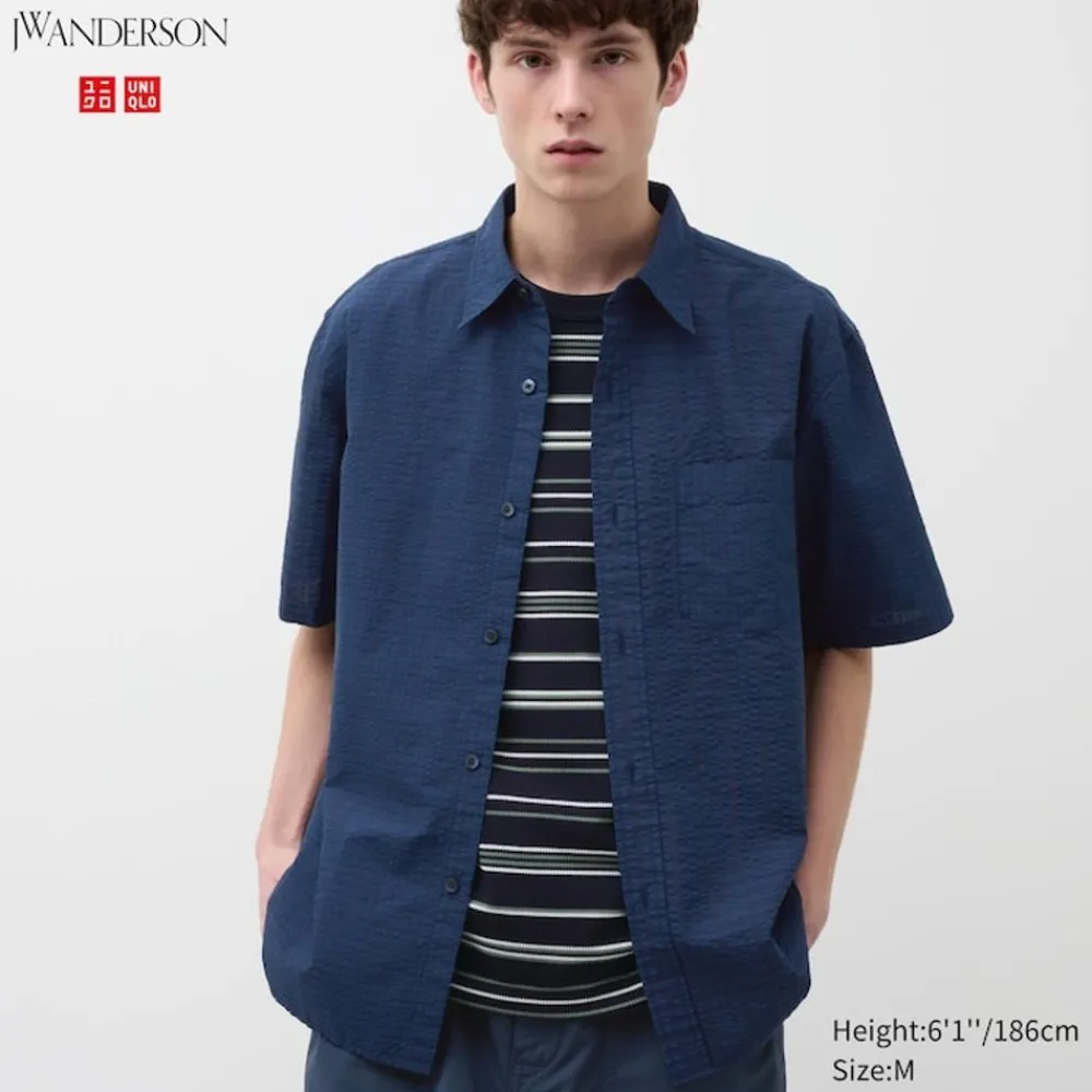 Hemden*UNIQLO Seersucker Kurzarm Hemd