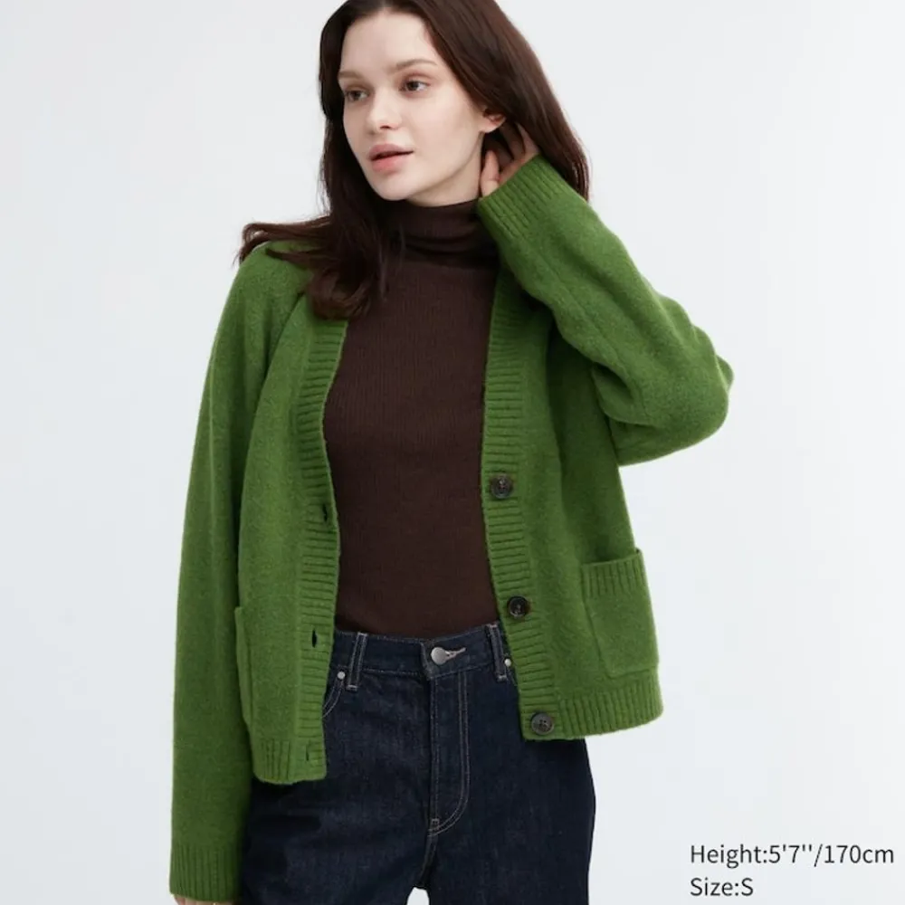 Pullover & Strickjacken*UNIQLO Weiche Souffle Cropped Strickjacke