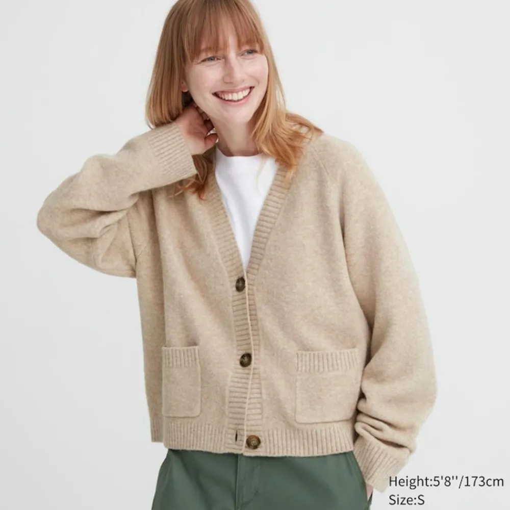 Pullover & Strickjacken*UNIQLO Weiche Souffle Cropped Strickjacke